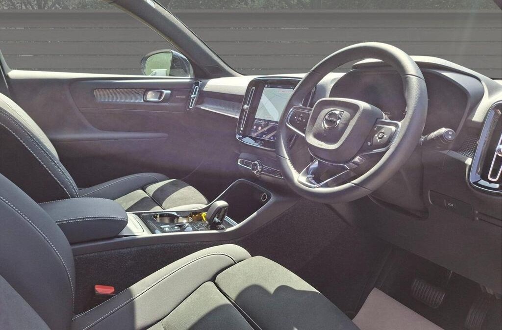 2022 Volvo XC40 2.0 B4 MHEV Ultimate DCT Auto