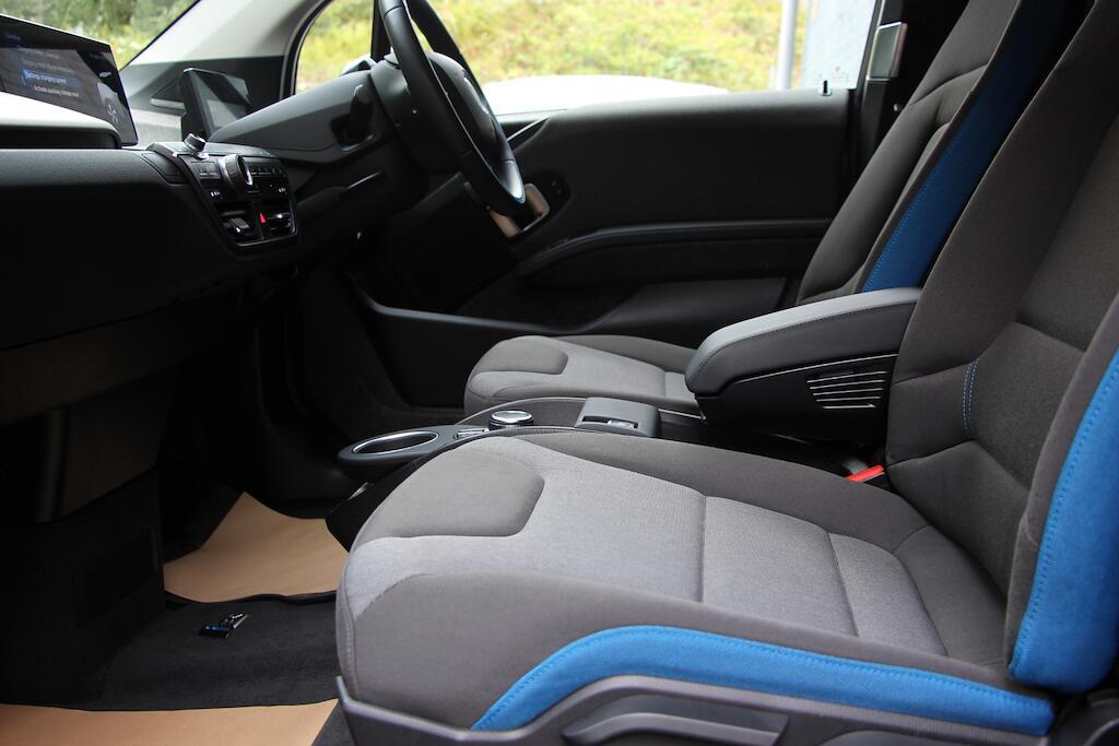 2022 BMW i3