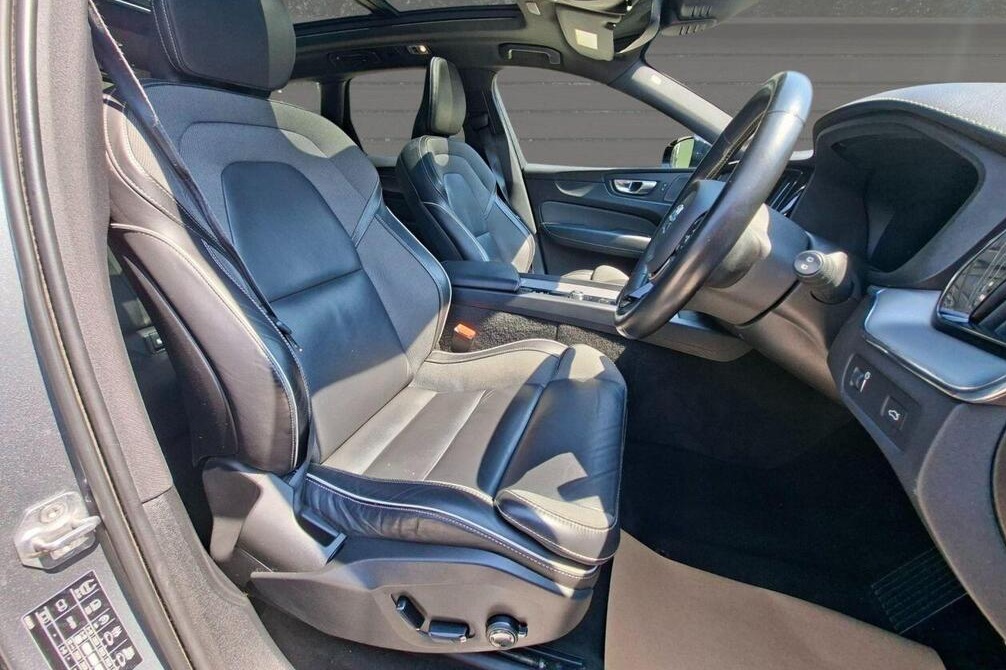 2021 Volvo XC60 2.0 B5 MHEV R-Design Pro Auto AWD