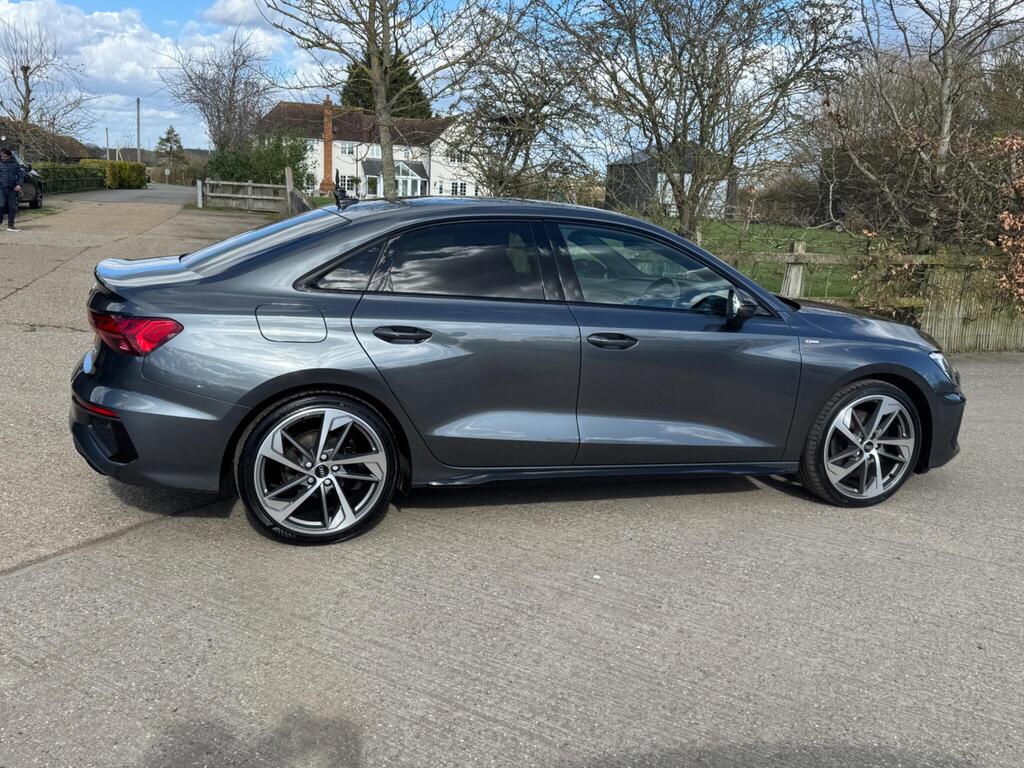 2022 Audi A3 2.0 TDI 35 Edition 1 S Tronic