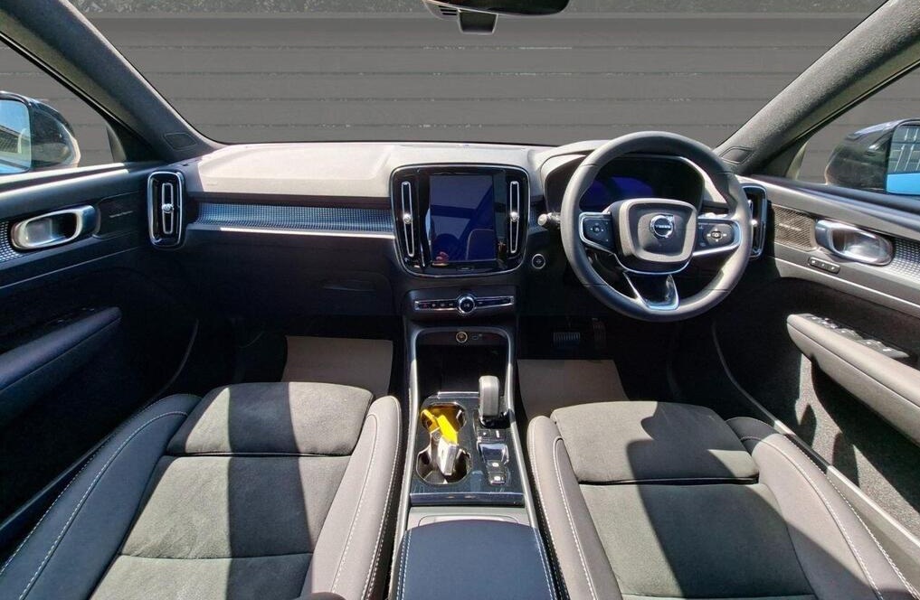 2022 Volvo XC40 2.0 B4 MHEV Ultimate DCT Auto