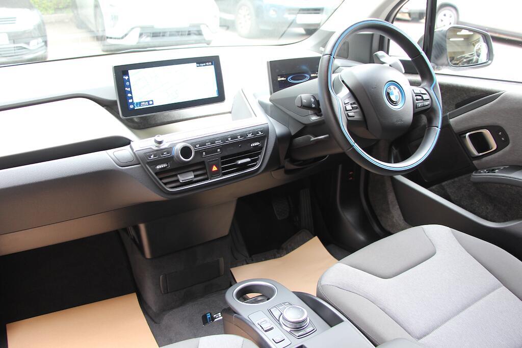 2022 BMW i3