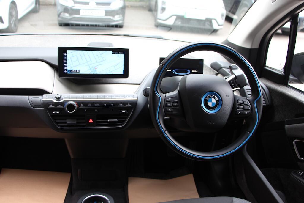 2022 BMW i3