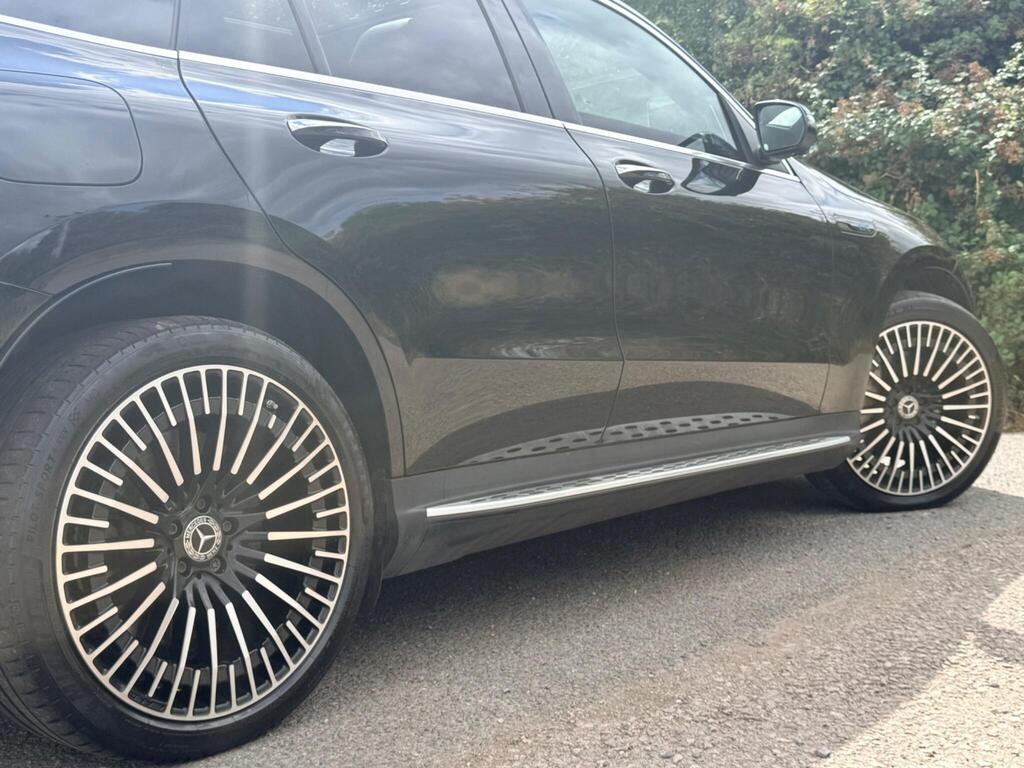 2021 Mercedes-Benz  EQC 400 AMG Line