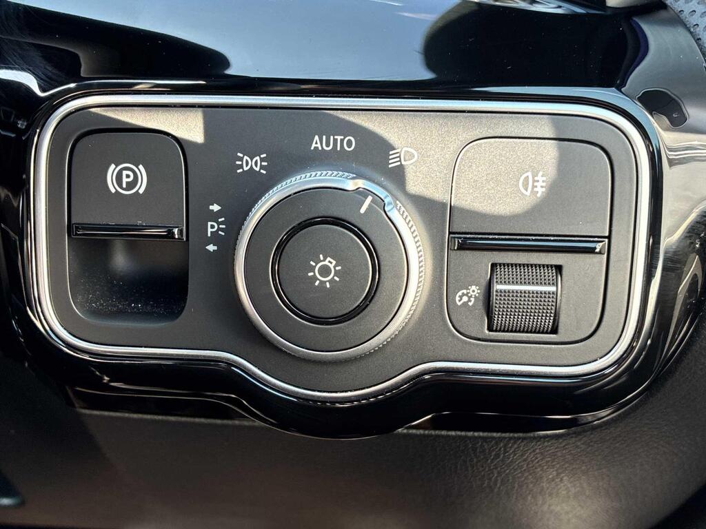 2024 Mercedes-Benz A Class 1.3 A180h MHEV AMG Line
