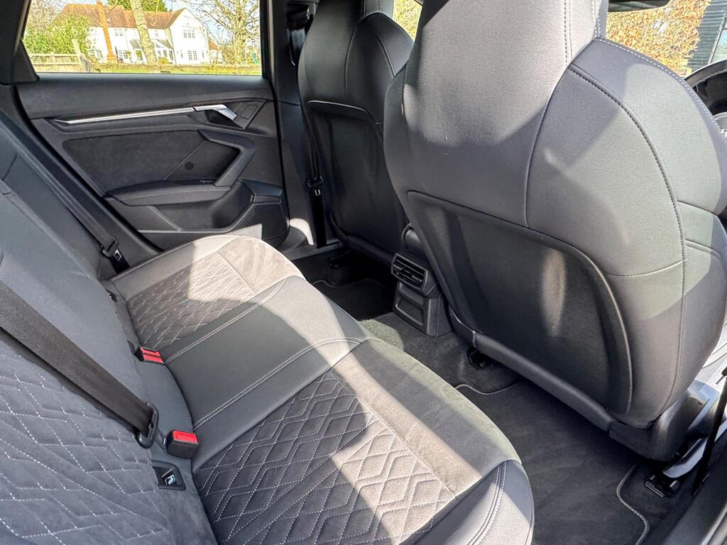 2022 Audi A3 2.0 TDI 35 Edition 1 S Tronic