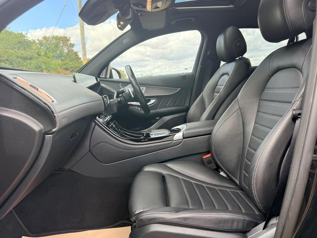 2021 Mercedes-Benz  EQC 400 AMG Line
