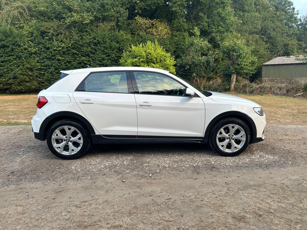 2020 Audi A1 1.0 TFSI 30 Citycarver S Tronic