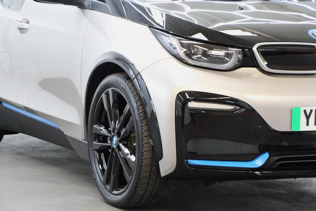 2022 BMW i3