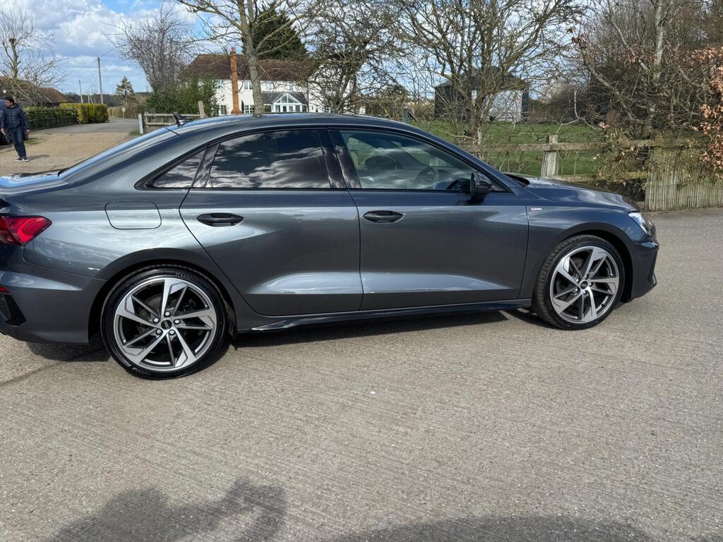 2022 Audi A3 2.0 TDI 35 Edition 1 S Tronic